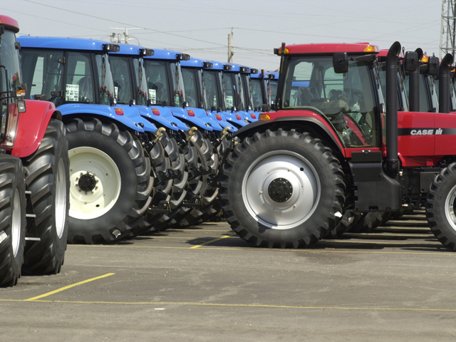 The Association of Equipment Manufacturers has reported sales of larger tractors were down 22% in the U.S. from last year while combine sales were down 49% and at the lowest level since 2007. (DTN/The Progressive Farmer file photo by Jim Patrico)